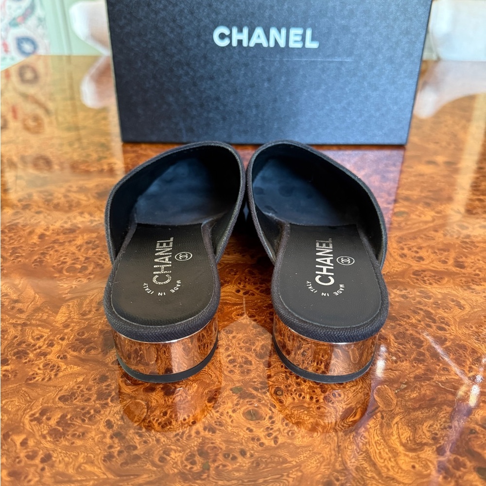 CHANEL Black Mules with Logo Cap Toe - Picture 6 of 13